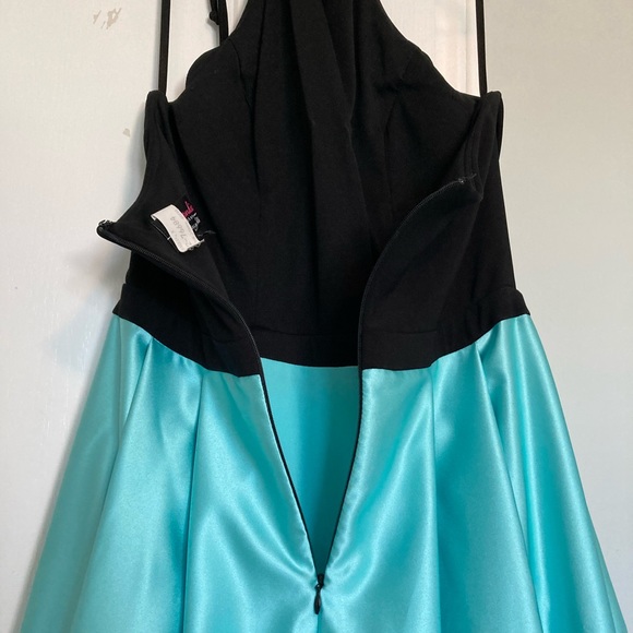 Black and Blue Prom/Grad Dress - Picture 8 of 16